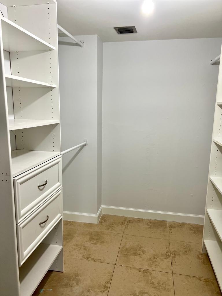 5201 W Club Circle 106