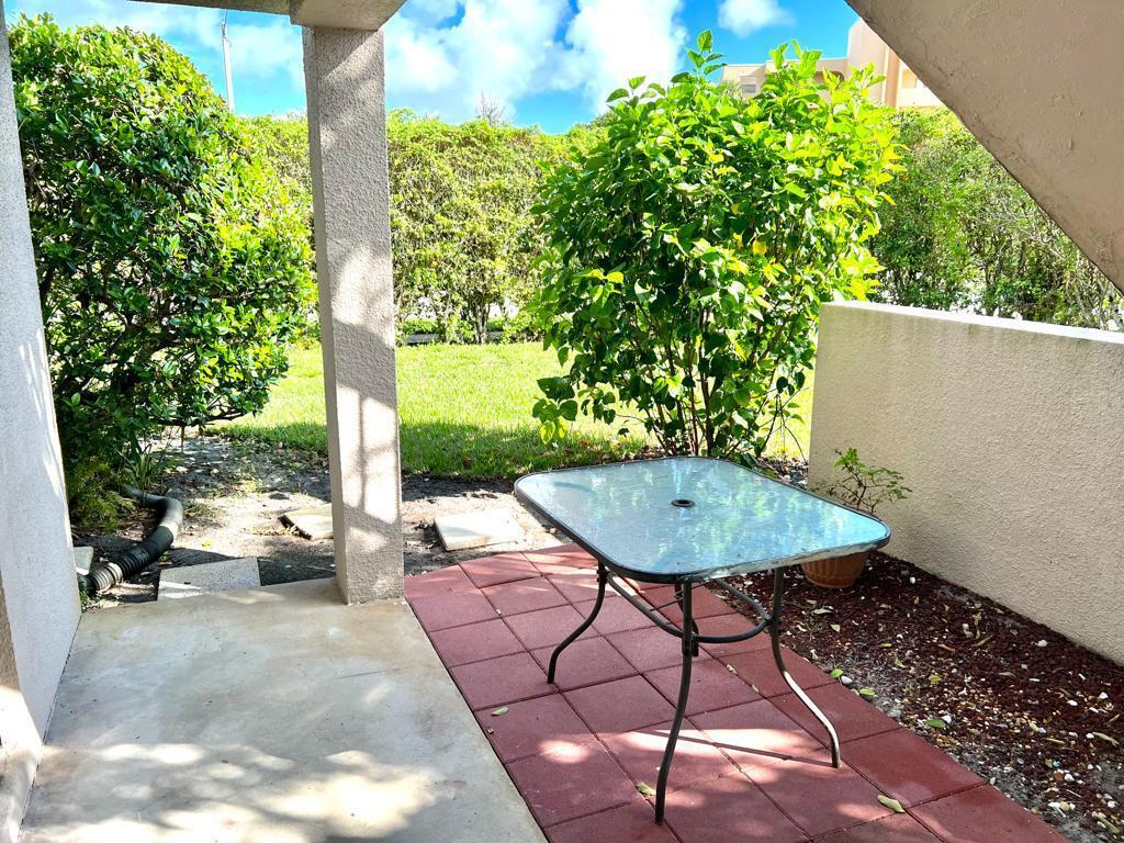 5201 W Club Circle 106