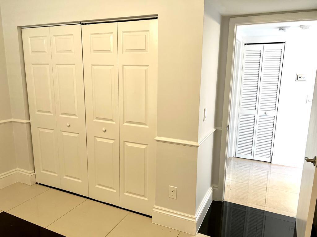 5201 W Club Circle 106