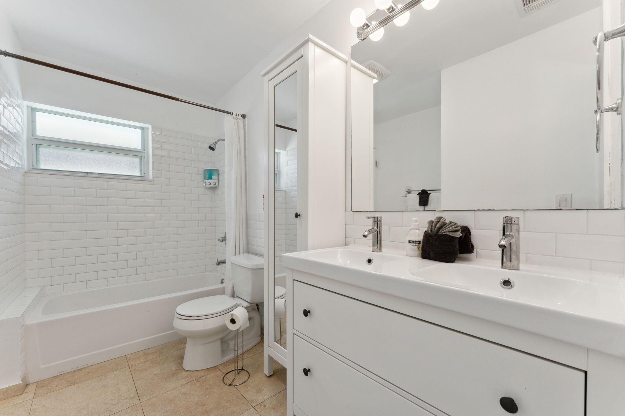 254 SW 8th Street
