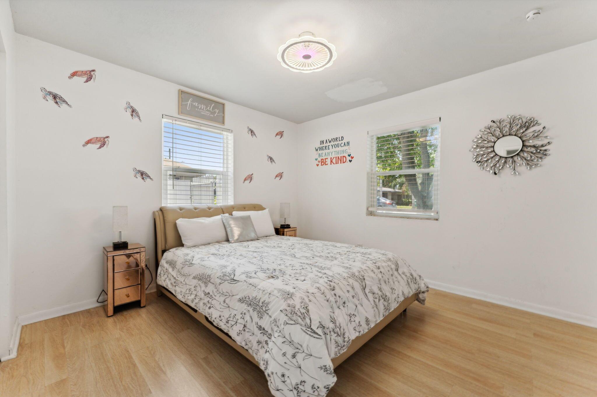 254 SW 8th Street