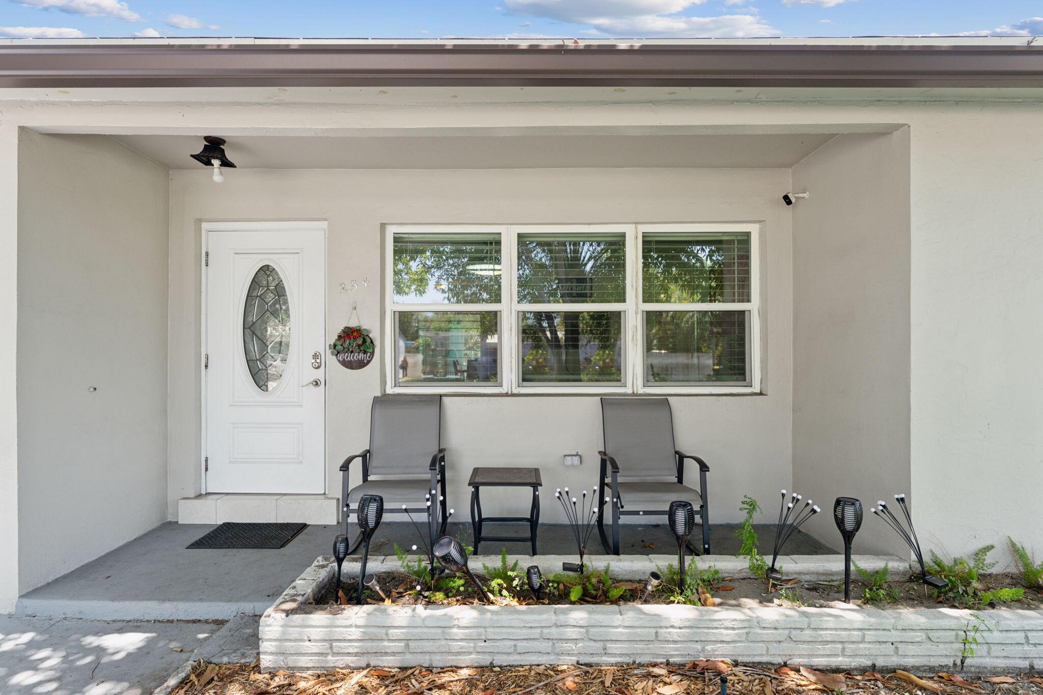 254 SW 8th Street