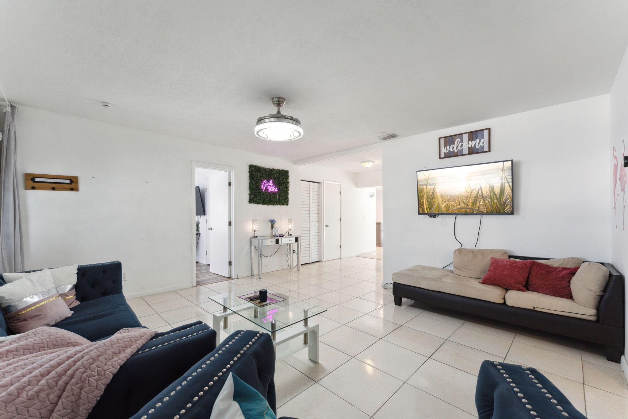 254 SW 8th Street
