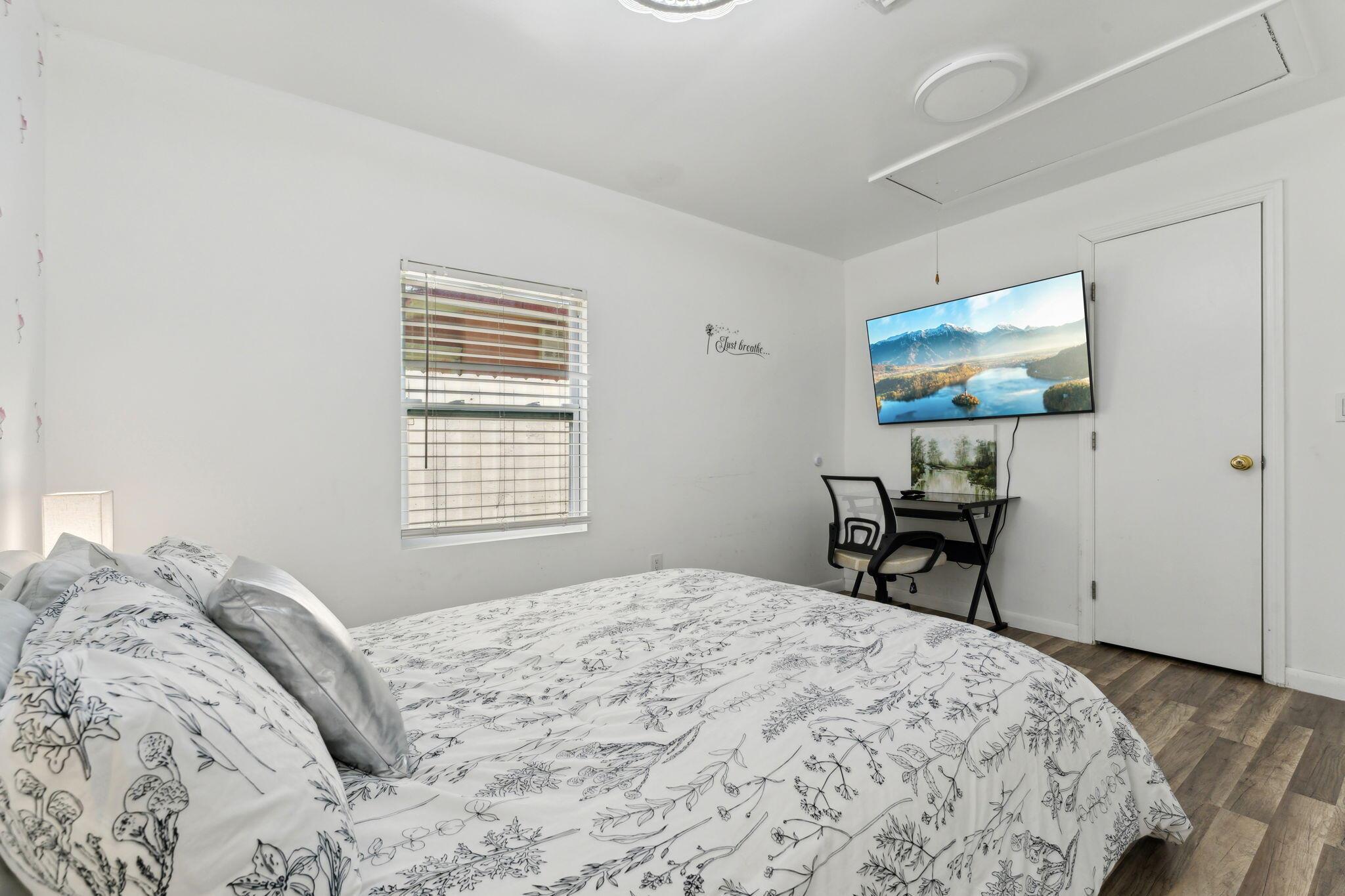 254 SW 8th Street