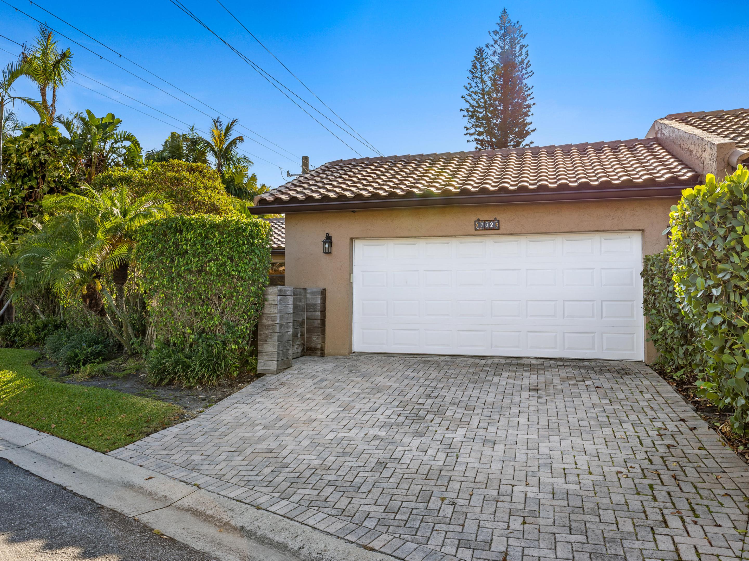 732 Camino Gardens Lane