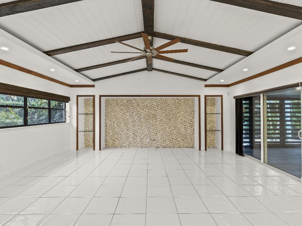 732 Camino Gardens Lane