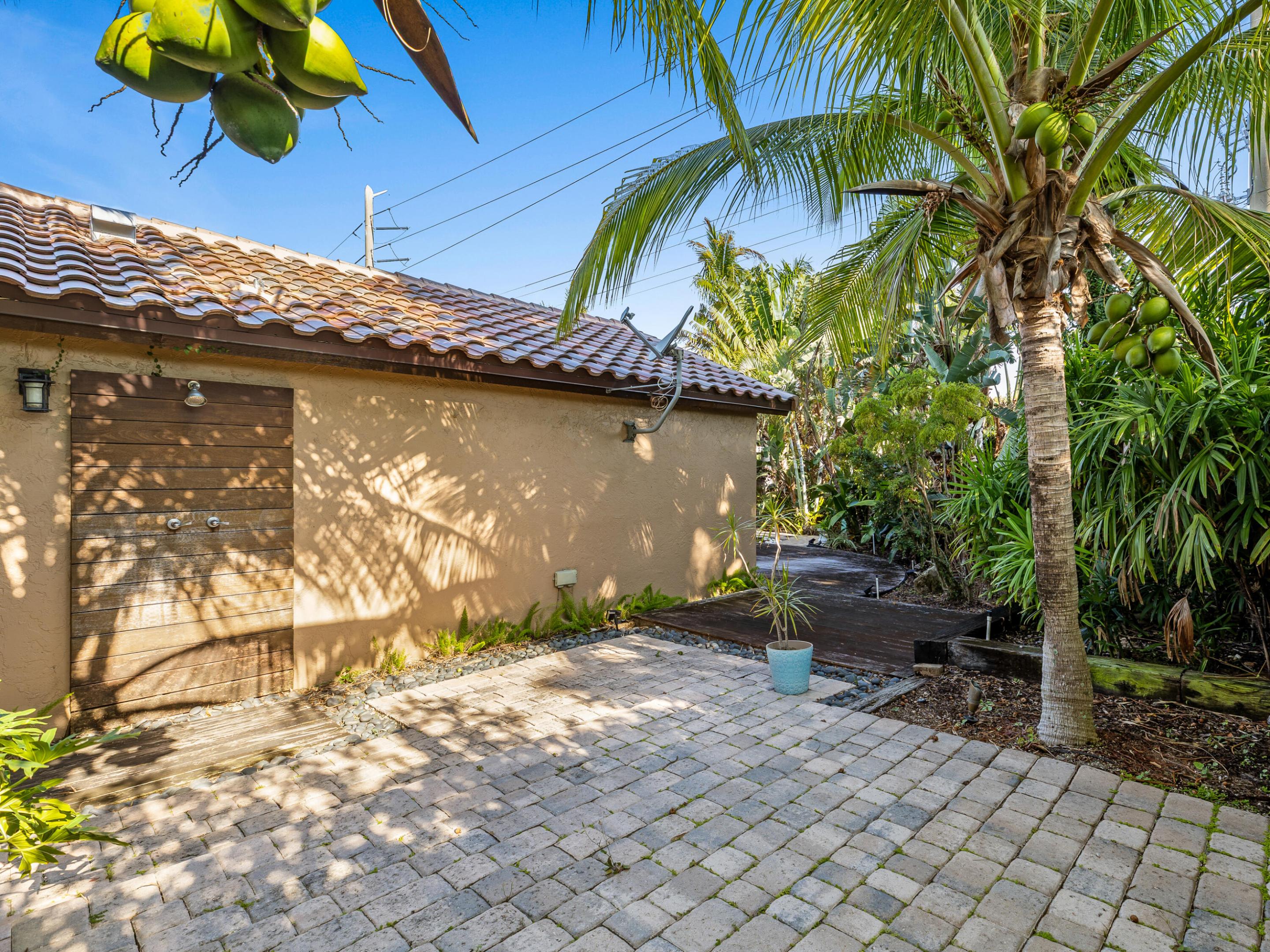 732 Camino Gardens Lane