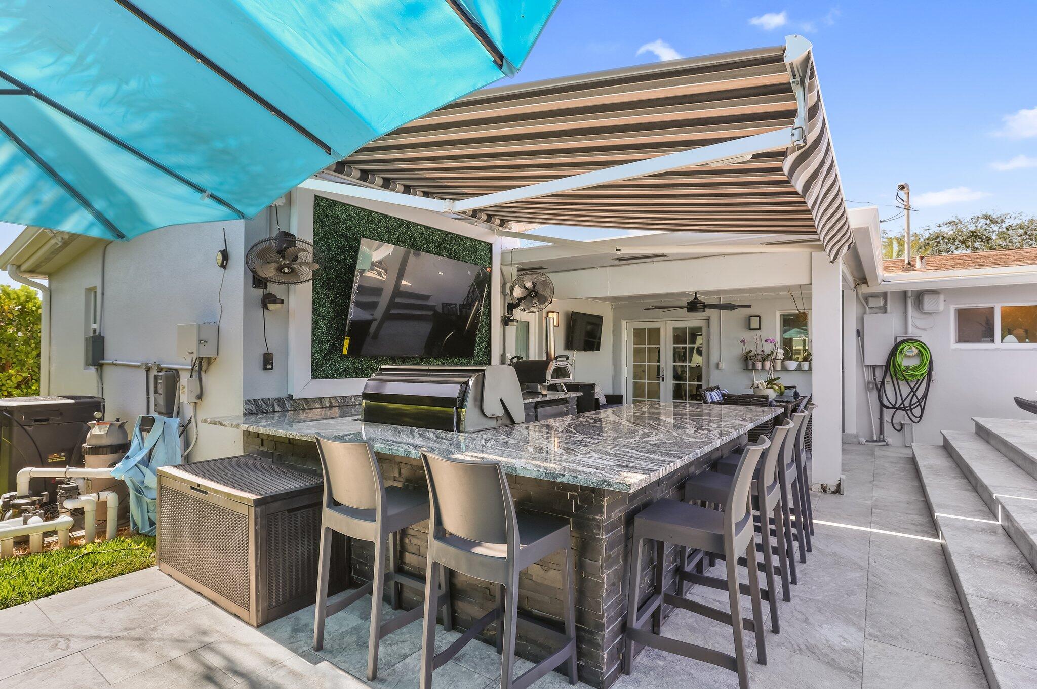 520 SE 3rd Court