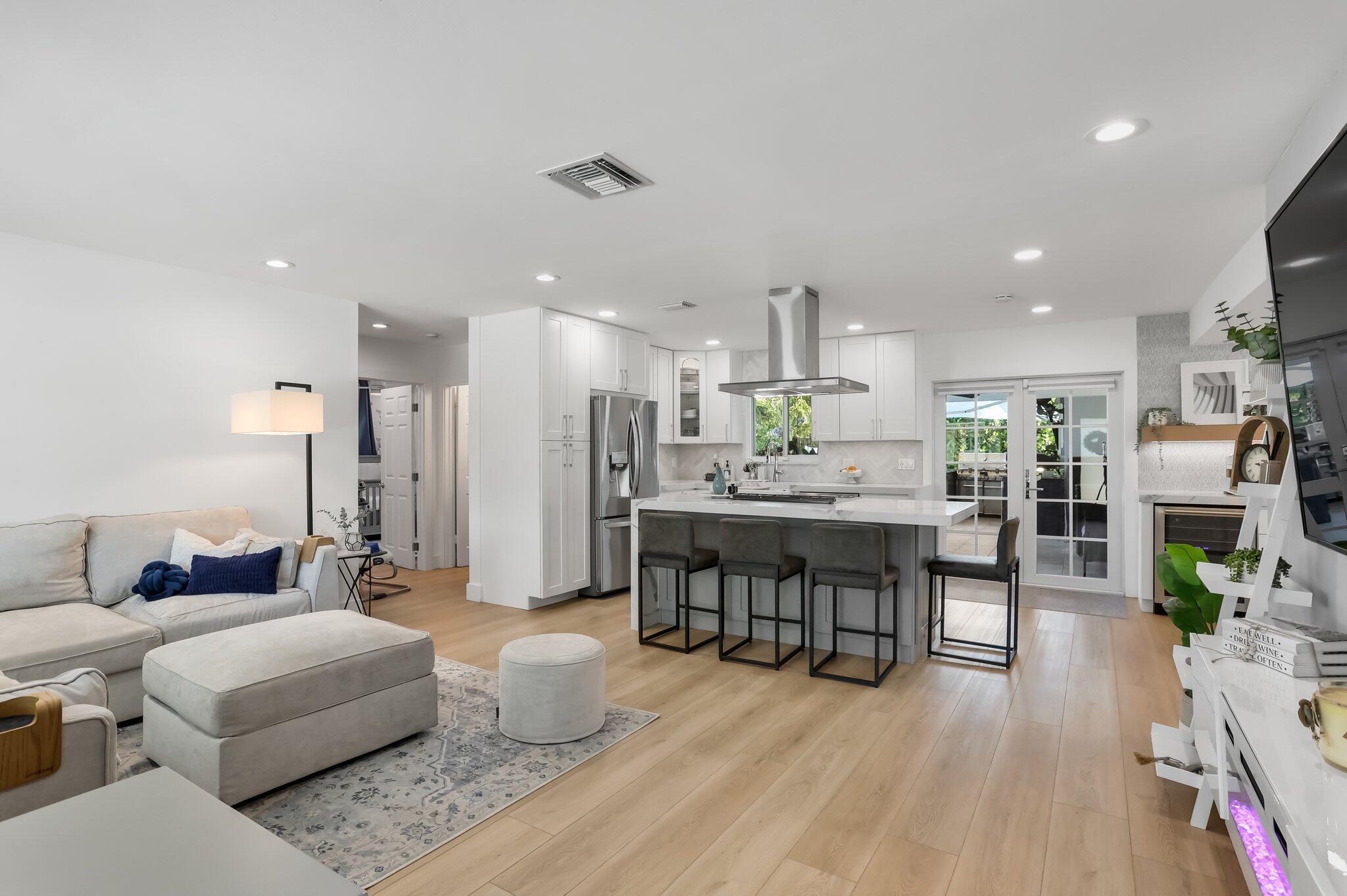520 SE 3rd Court