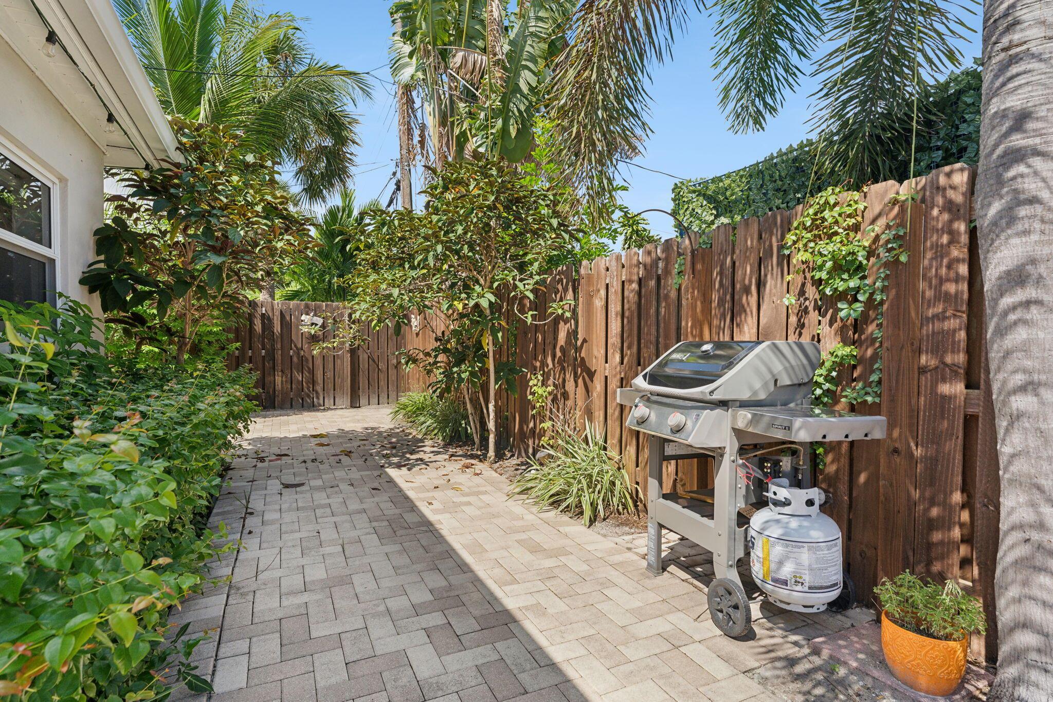 2691 NE 18th Street
