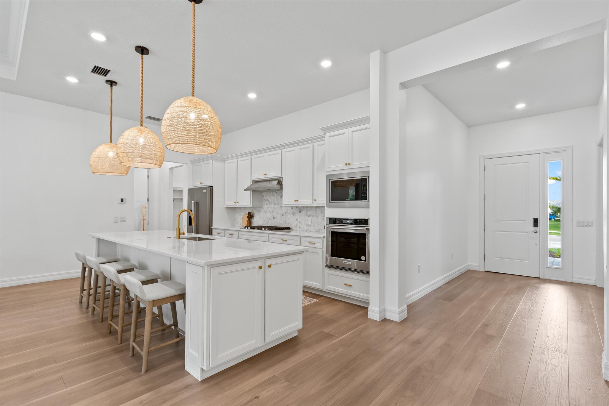 10803 Stellar Circle