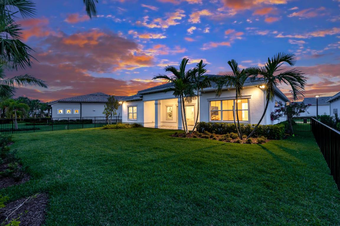 10803 Stellar Circle