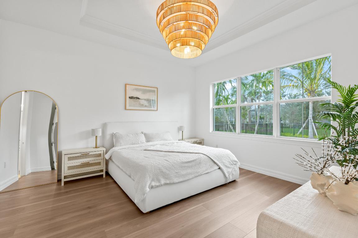 10803 Stellar Circle