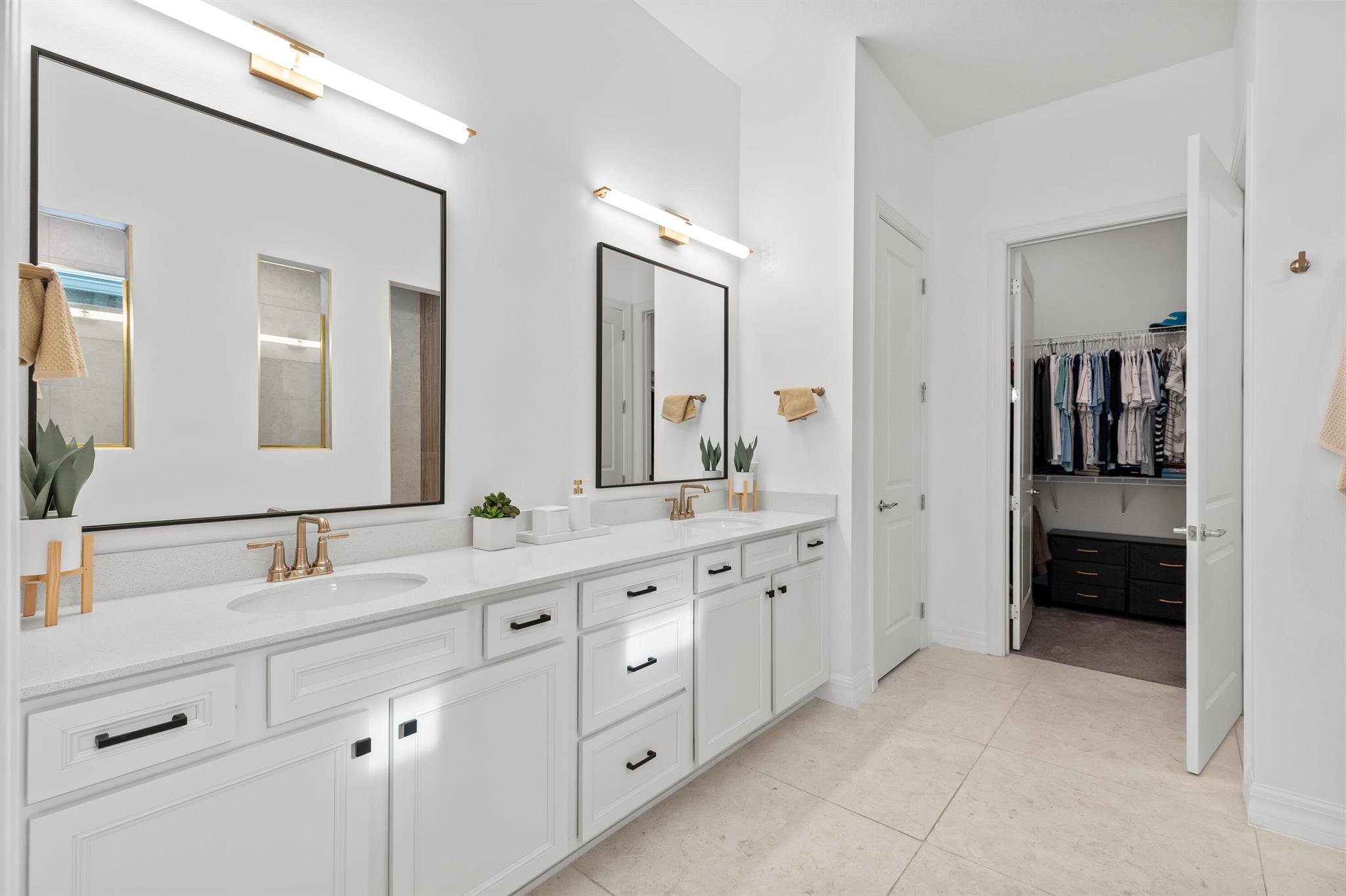 10803 Stellar Circle