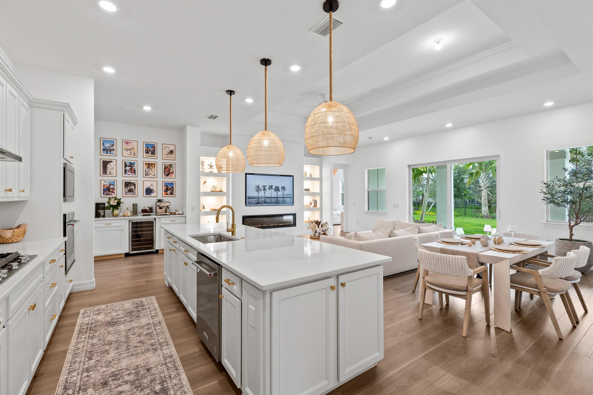 10803 Stellar Circle