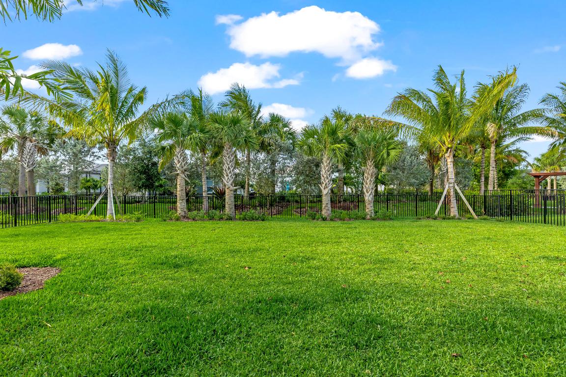 10803 Stellar Circle