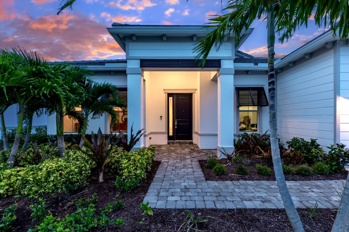 10803 Stellar Circle