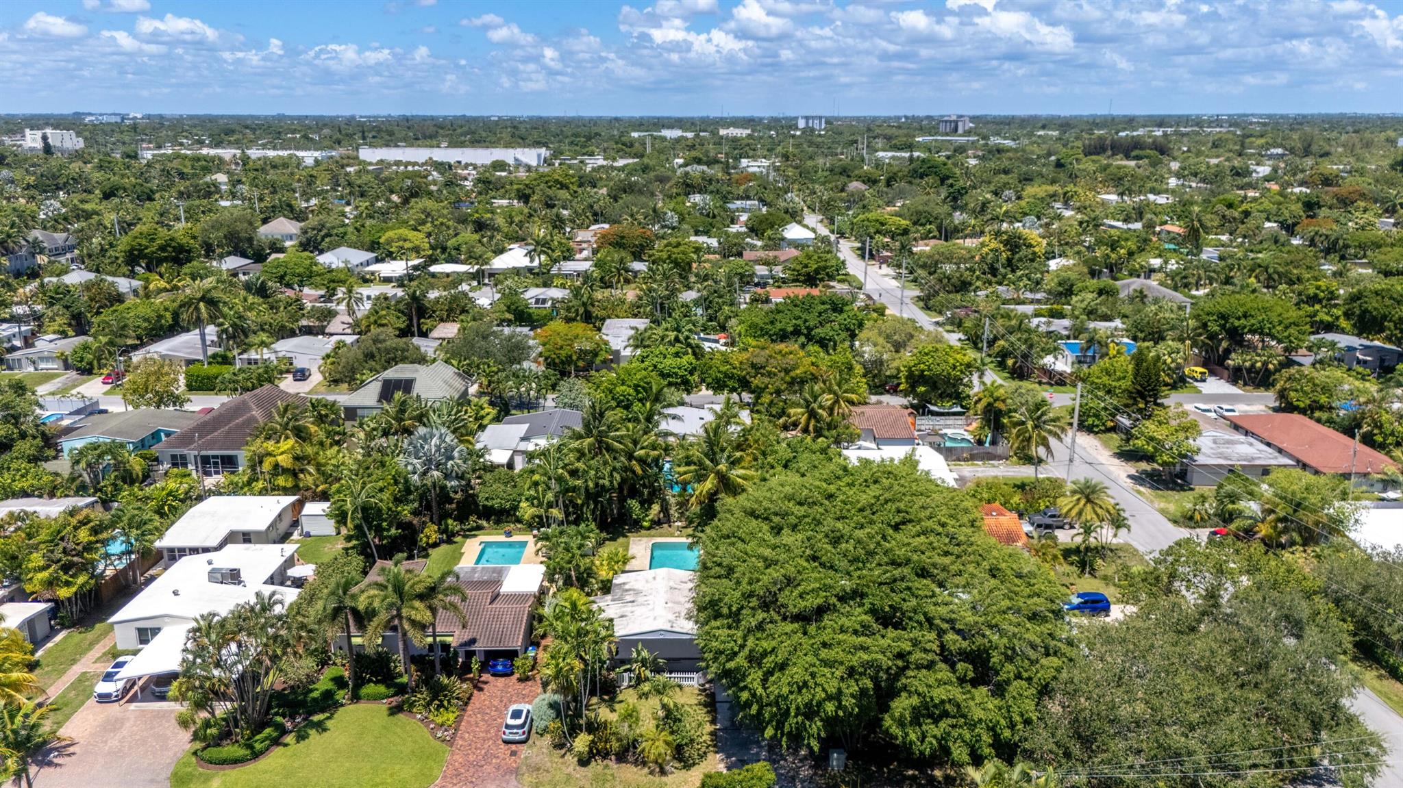 1637 N Victoria Park Road