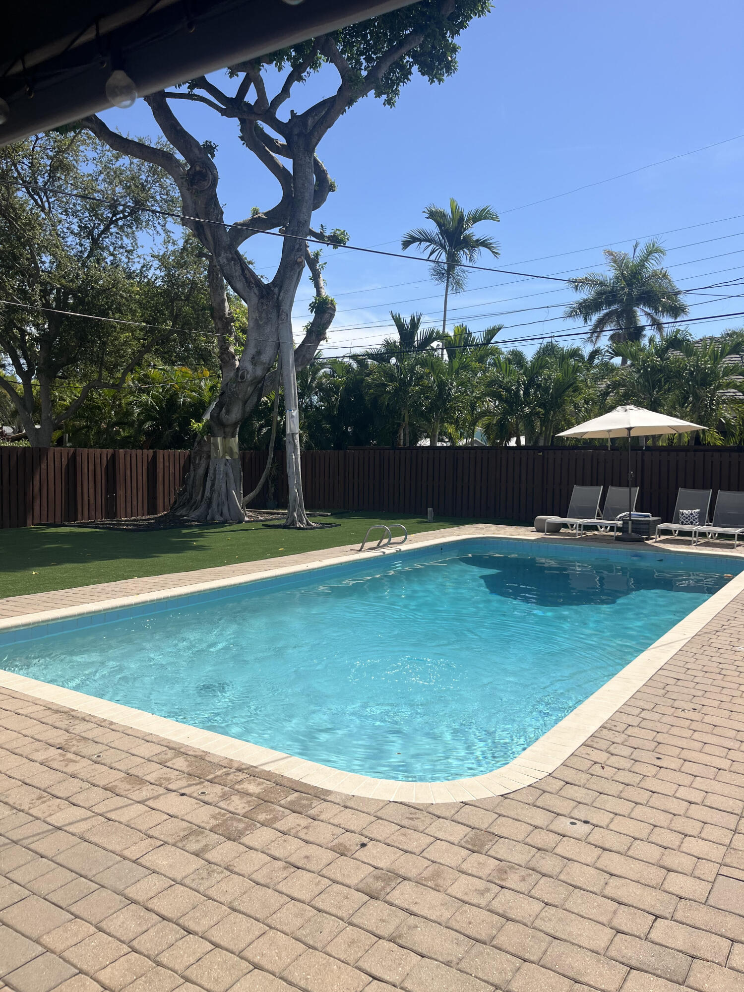 1708 NE 16th Terrace