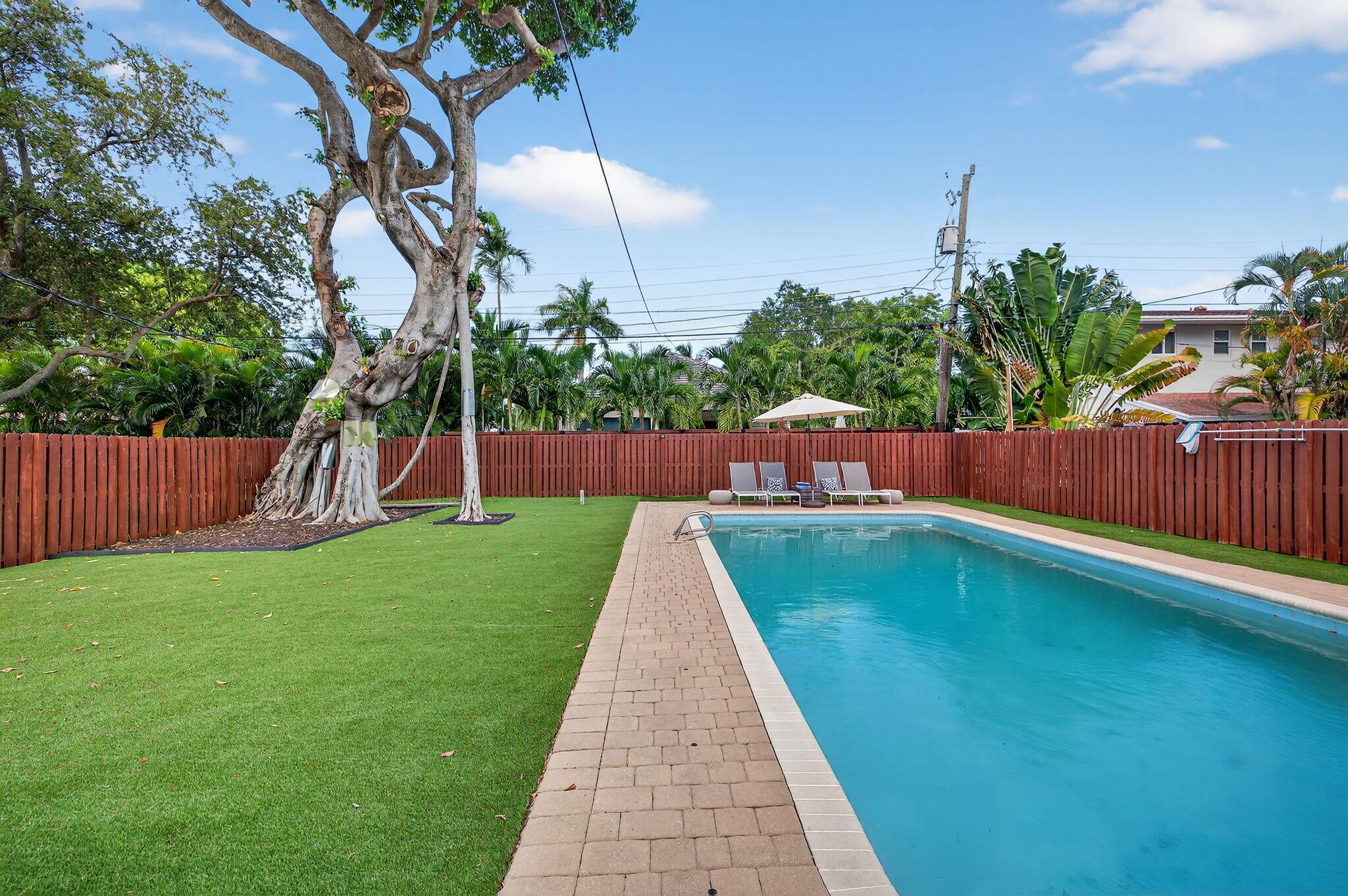 1708 NE 16th Terrace