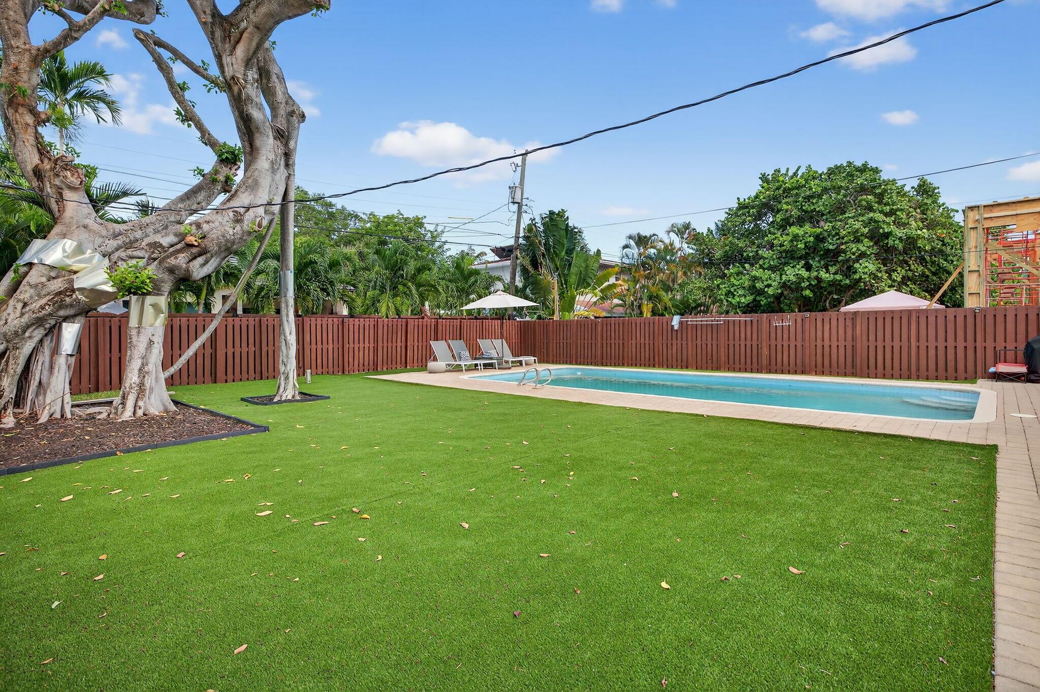 1708 NE 16th Terrace