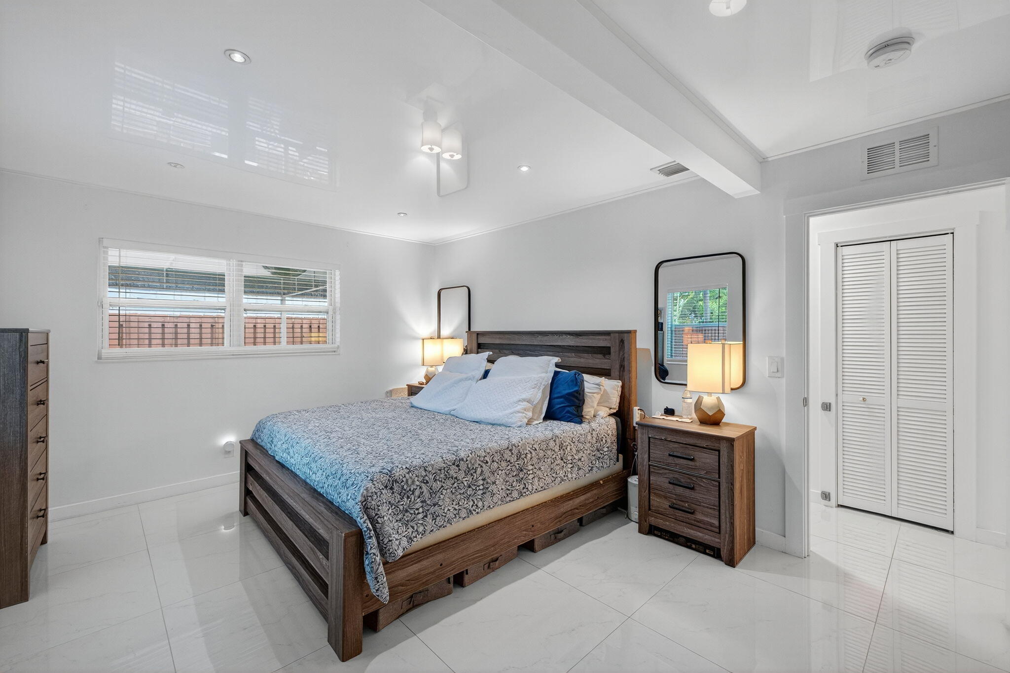 1708 NE 16th Terrace