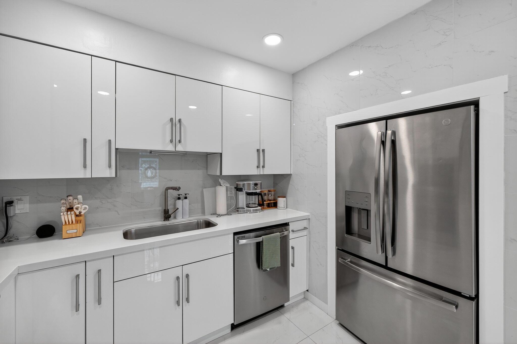 1708 NE 16th Terrace