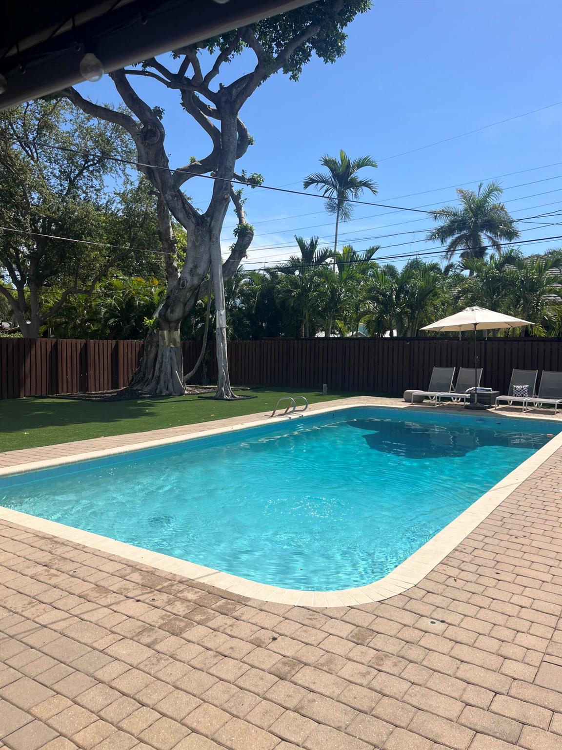 1708 NE 16th Terrace