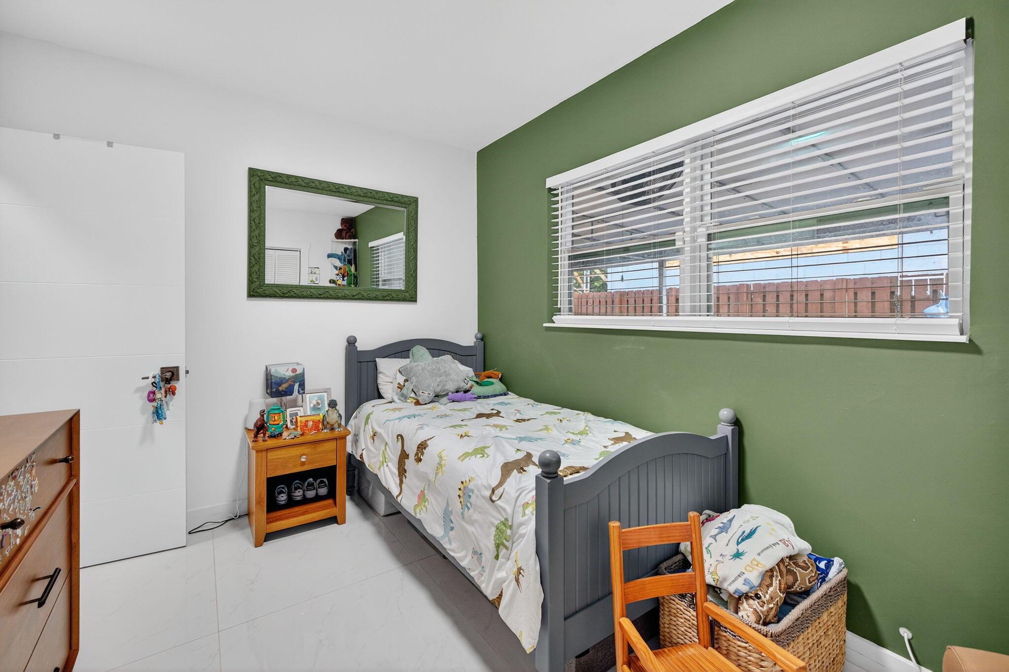 1708 NE 16th Terrace