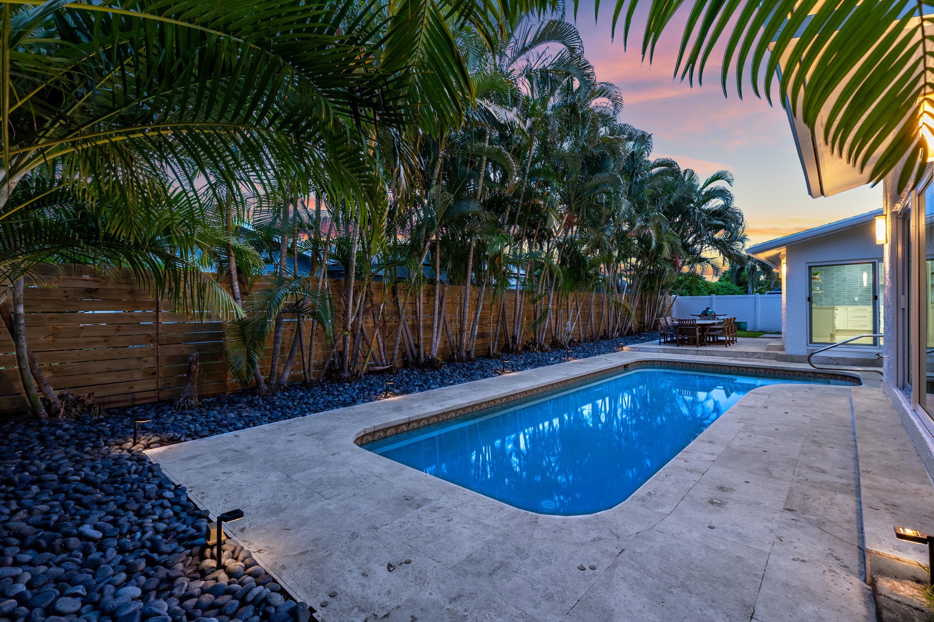 3307 NW 28th Terrace