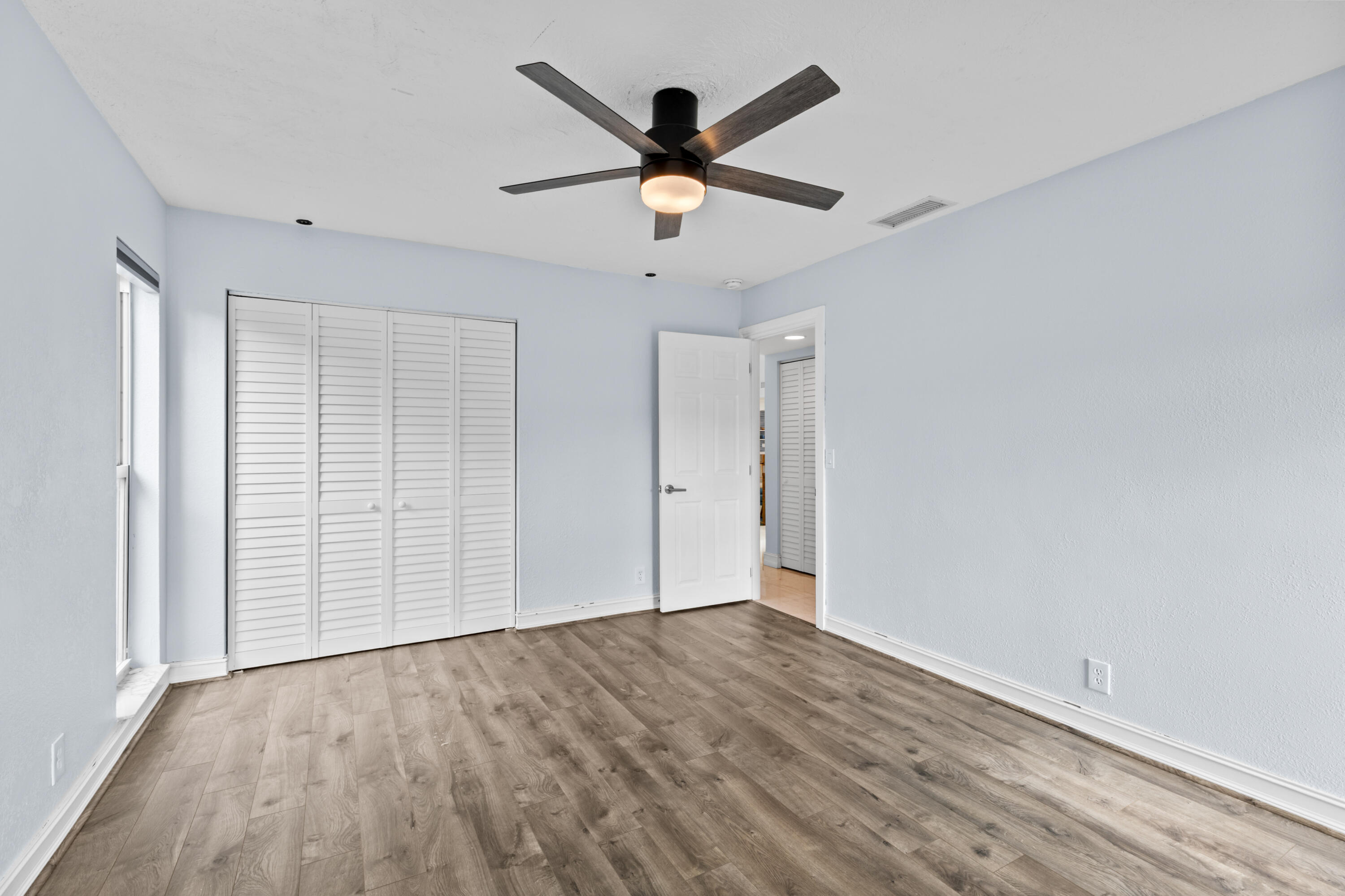 3307 NW 28th Terrace