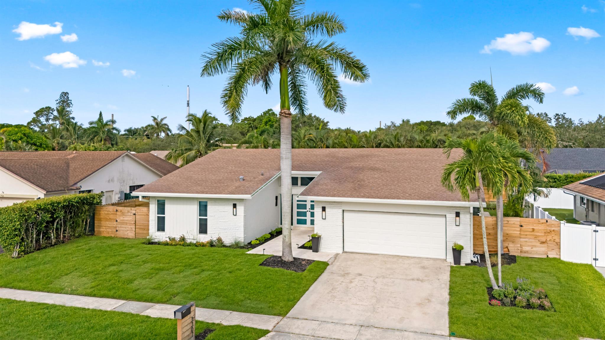 3307 NW 28th Terrace