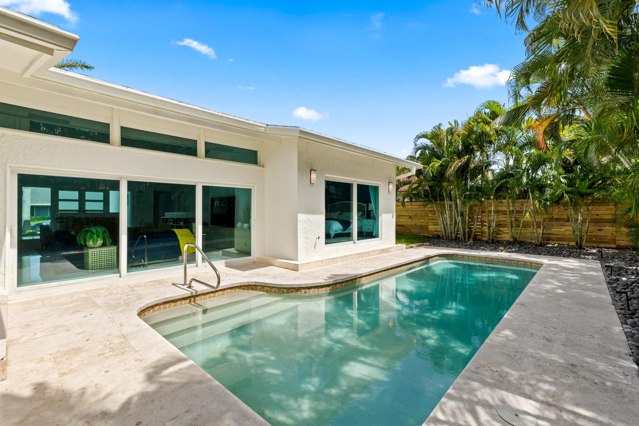 3307 NW 28th Terrace