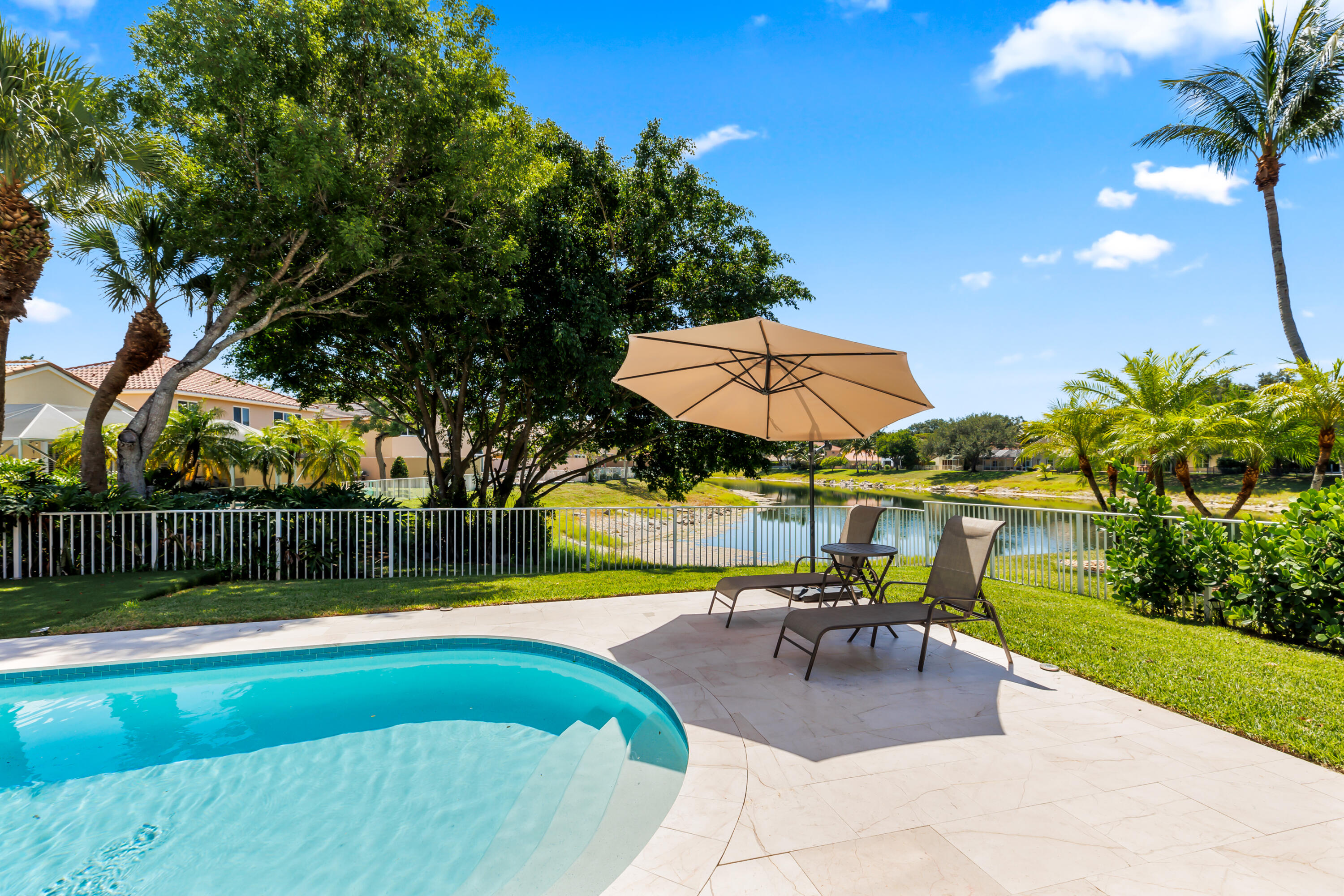 6805 NW 75th Court
