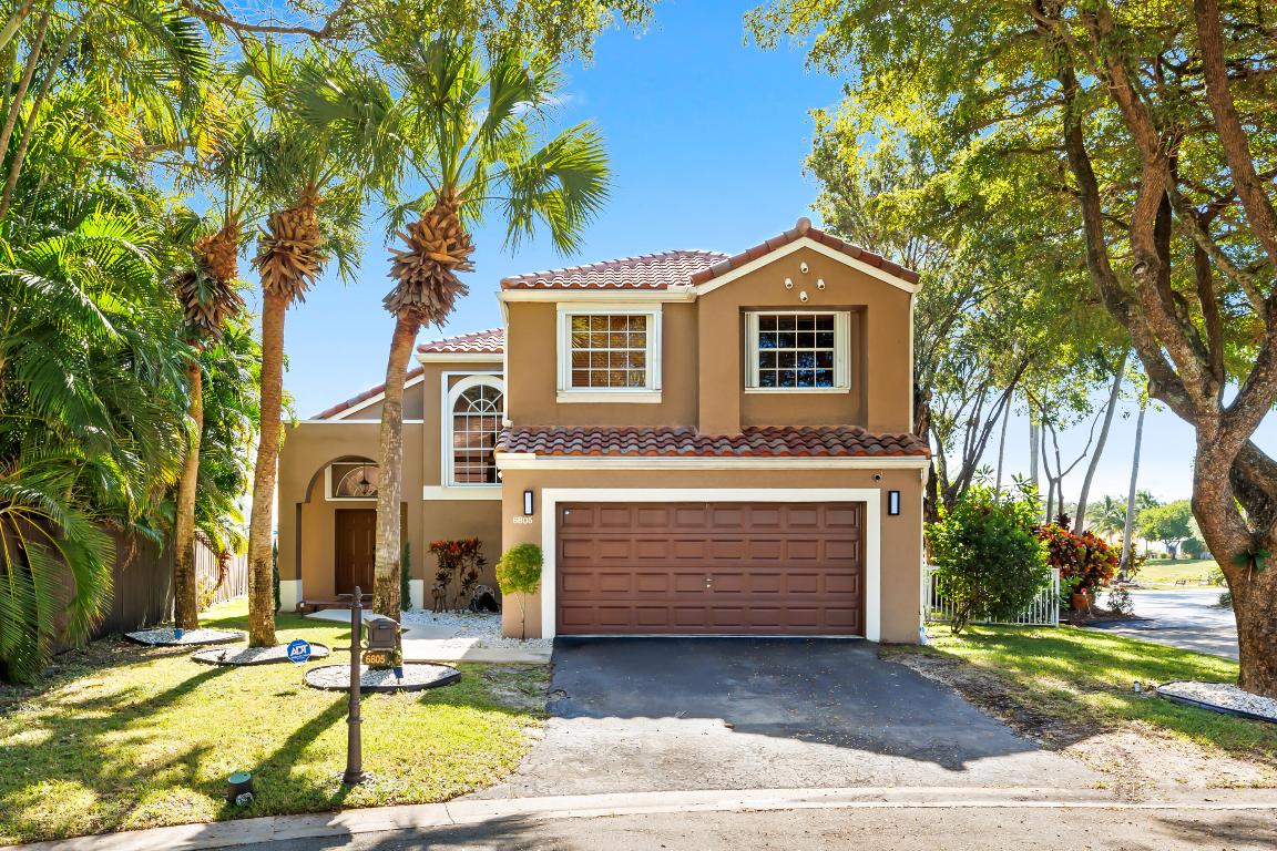 6805 NW 75th Court