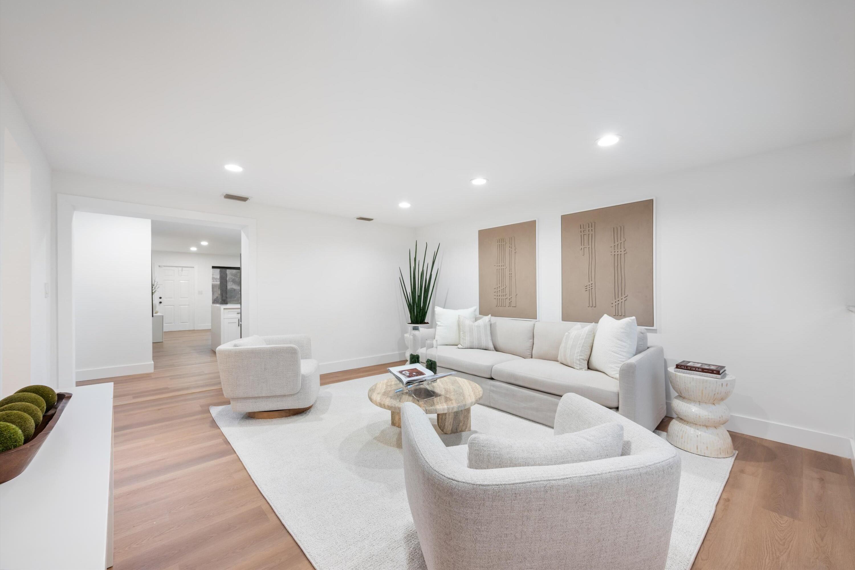 5341 NE 17th Terrace