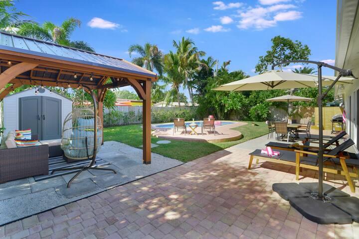 2320 NE 51 Street