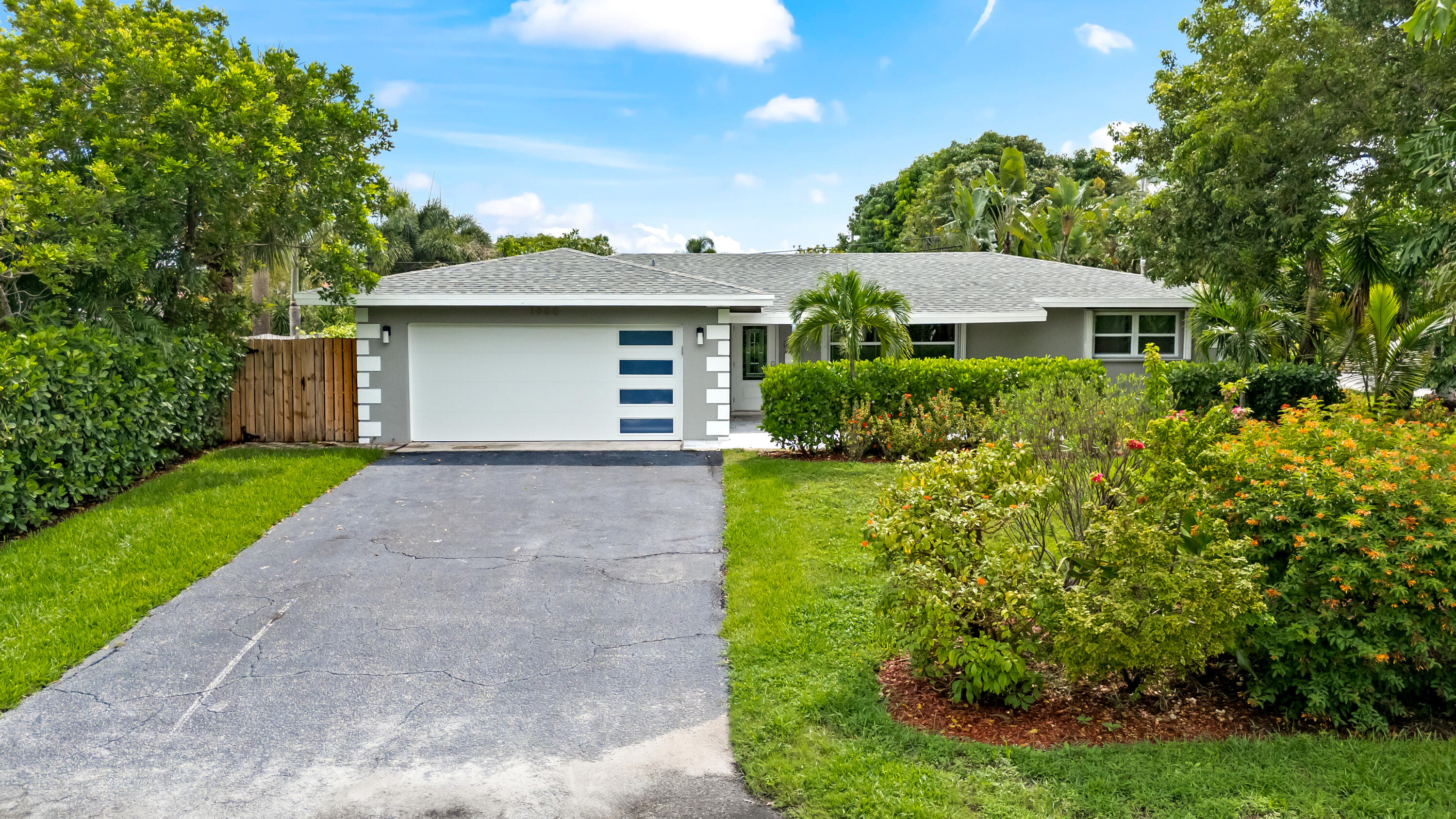 1800 NE 28th Avenue