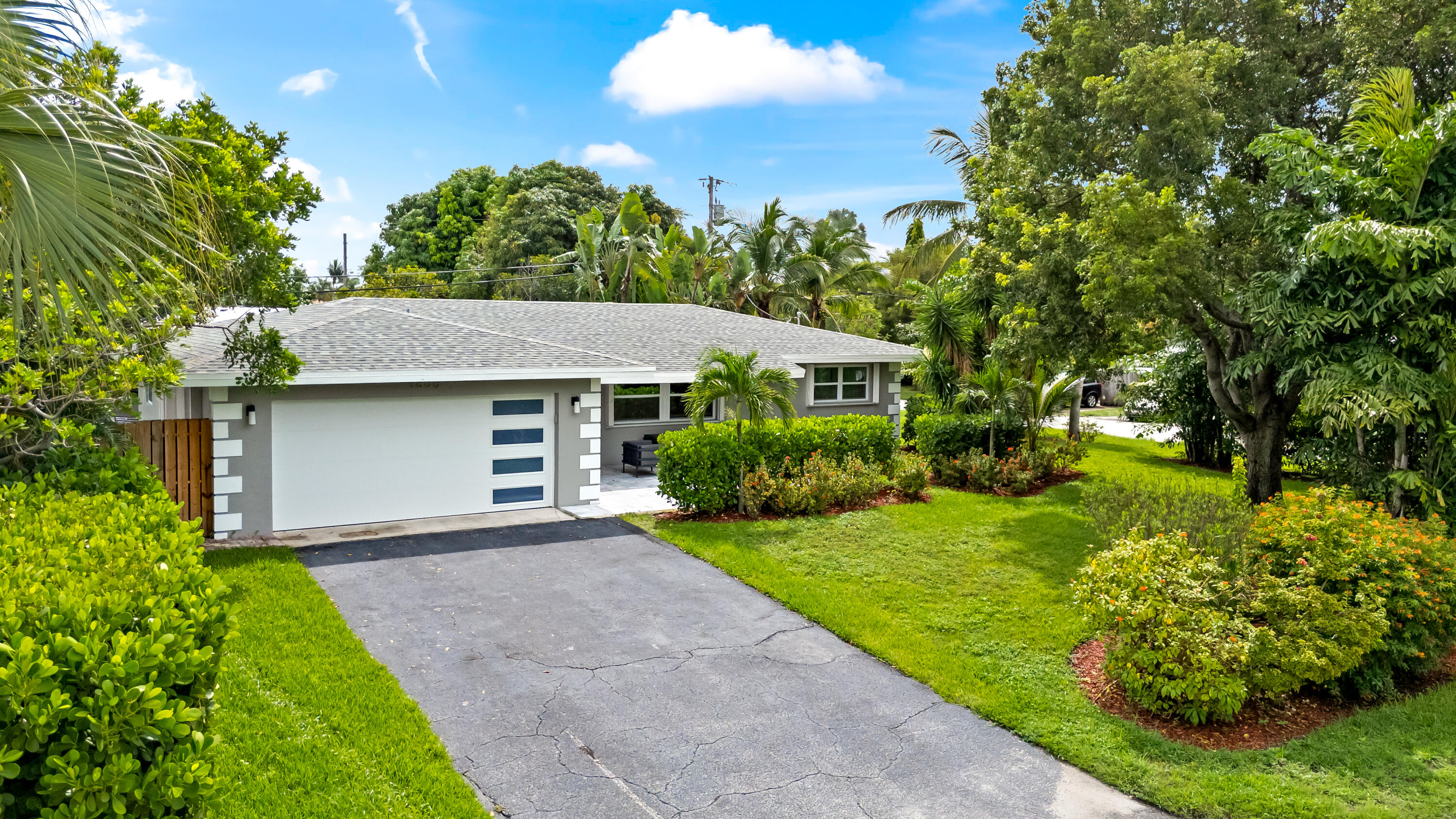 1800 NE 28th Avenue