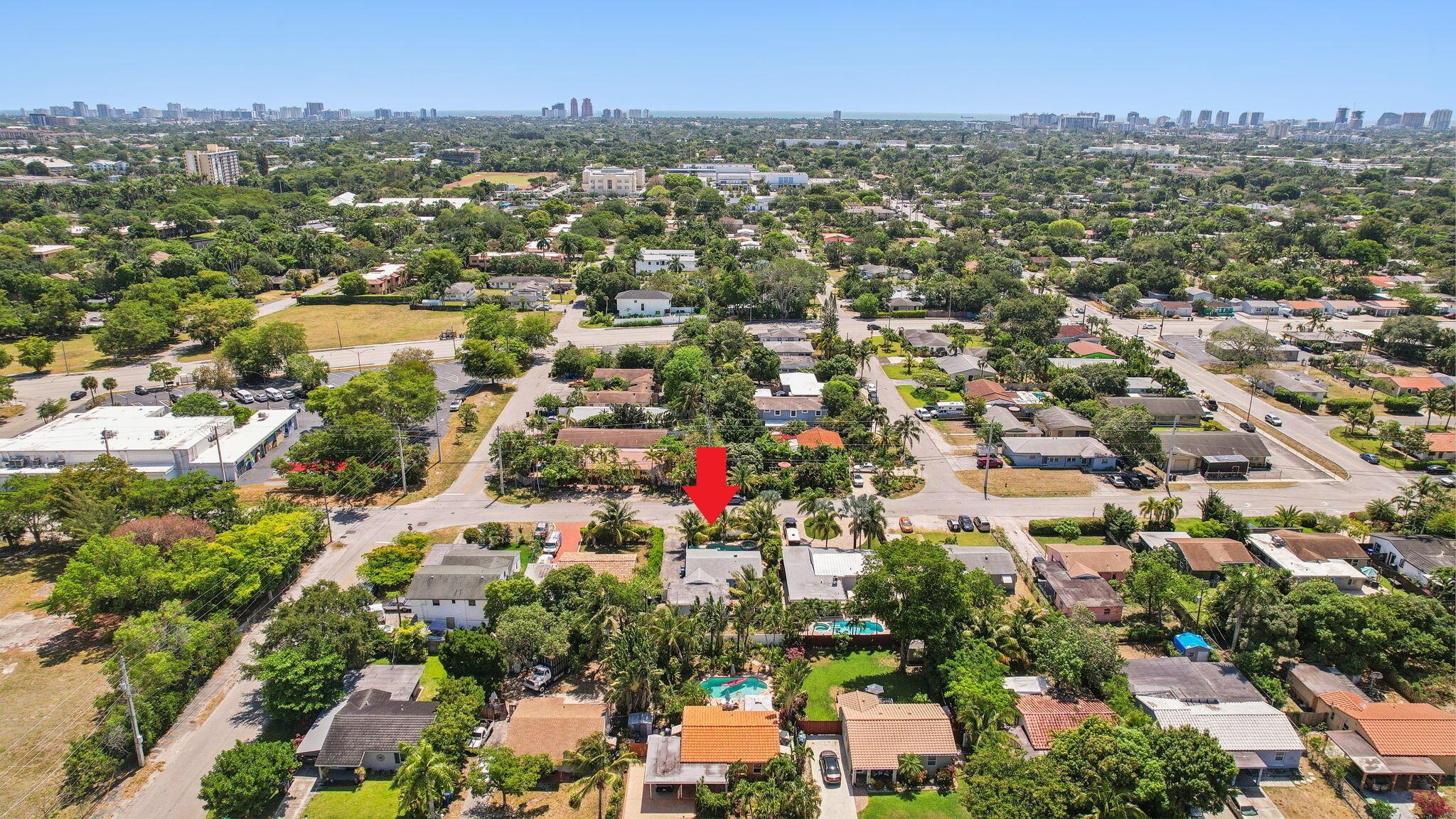 1631 N Andrews Square