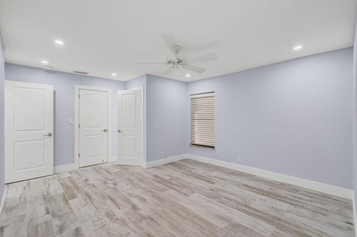 3939 NE 5th Avenue F201