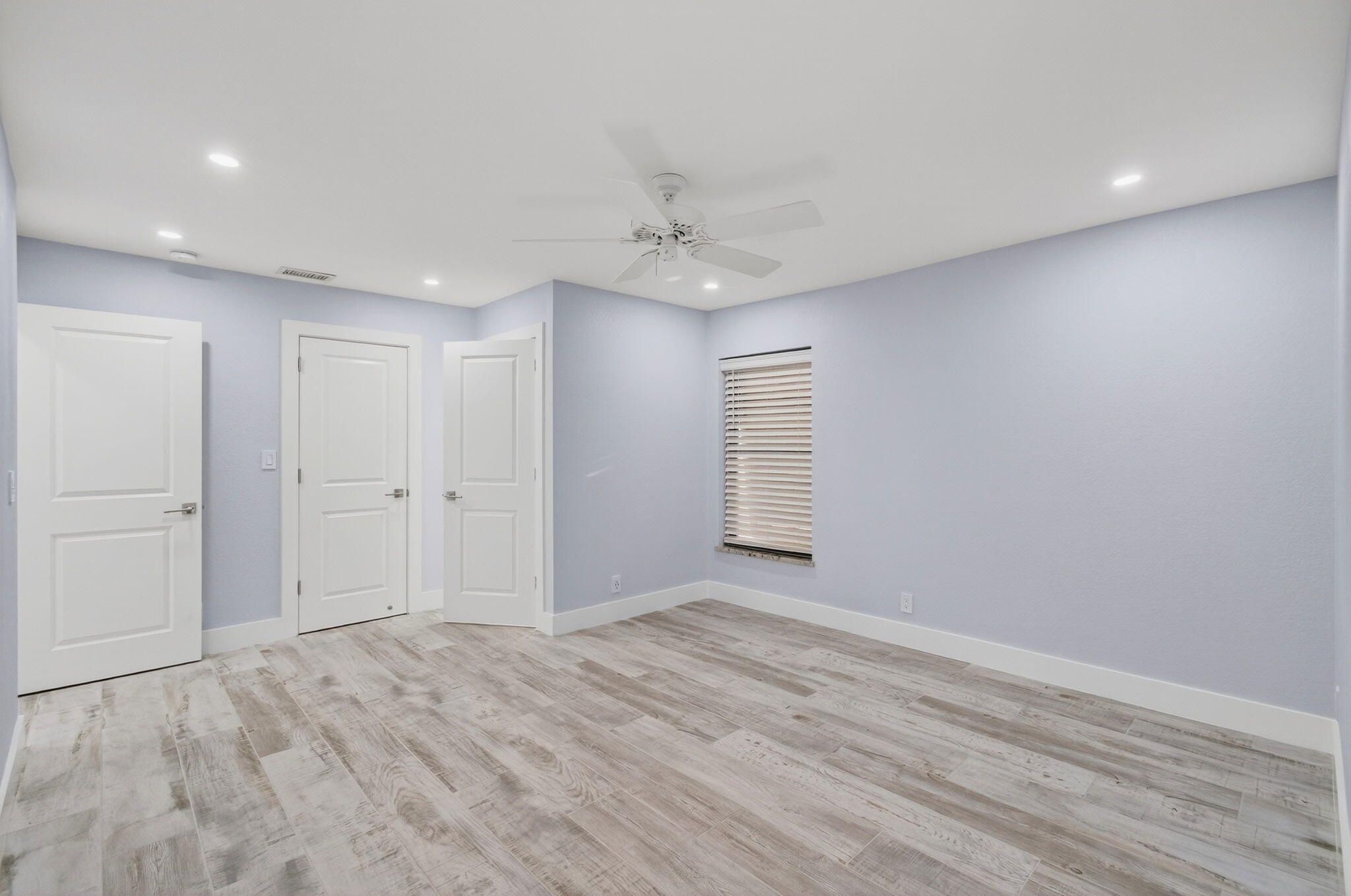 3939 NE 5th Avenue F201