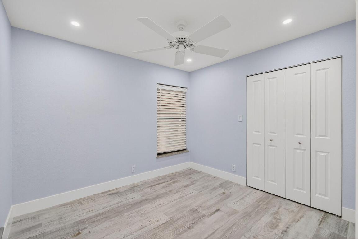 3939 NE 5th Avenue F201