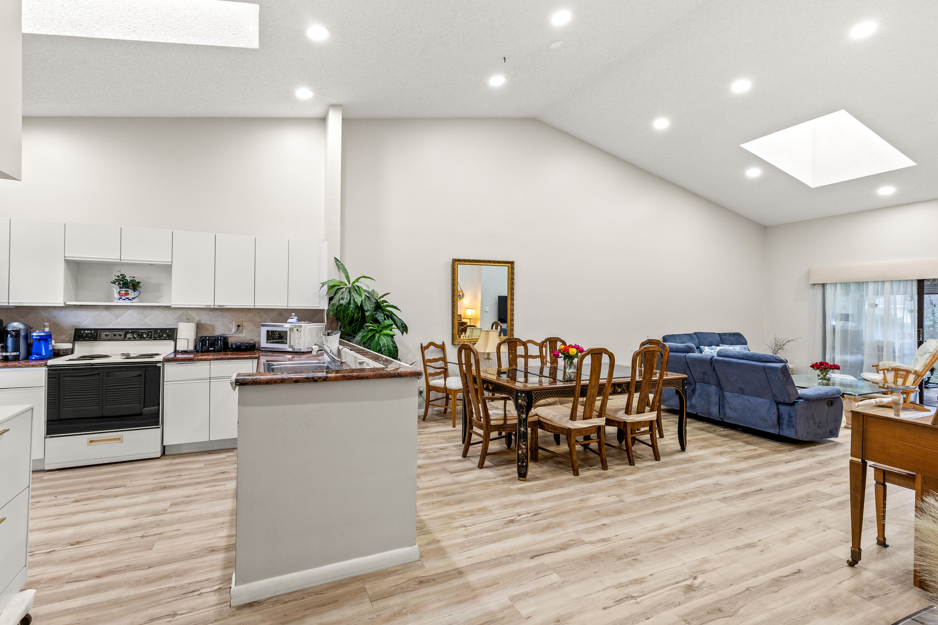 8306 Summersong Terrace