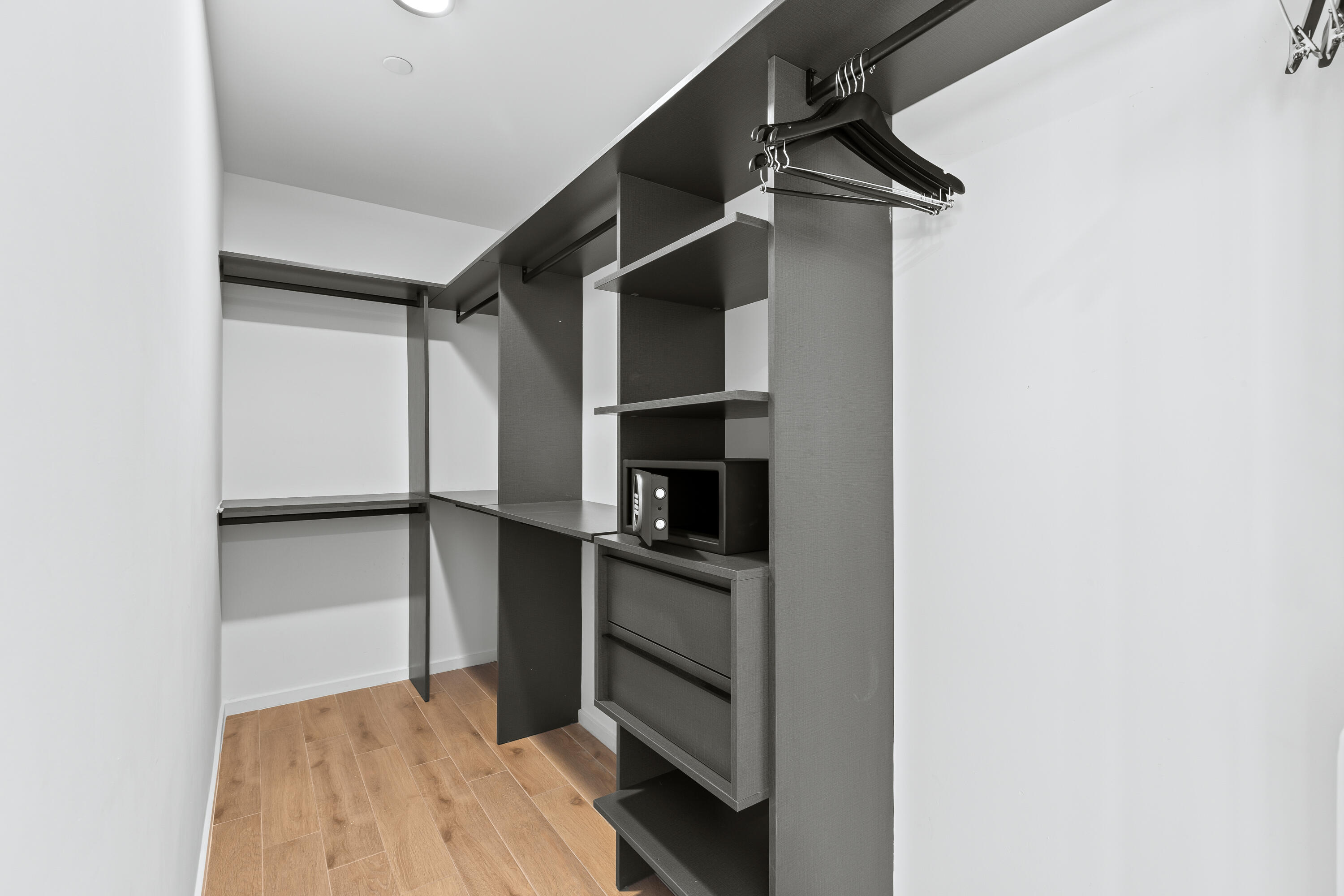 398 NE 5th Street 4618