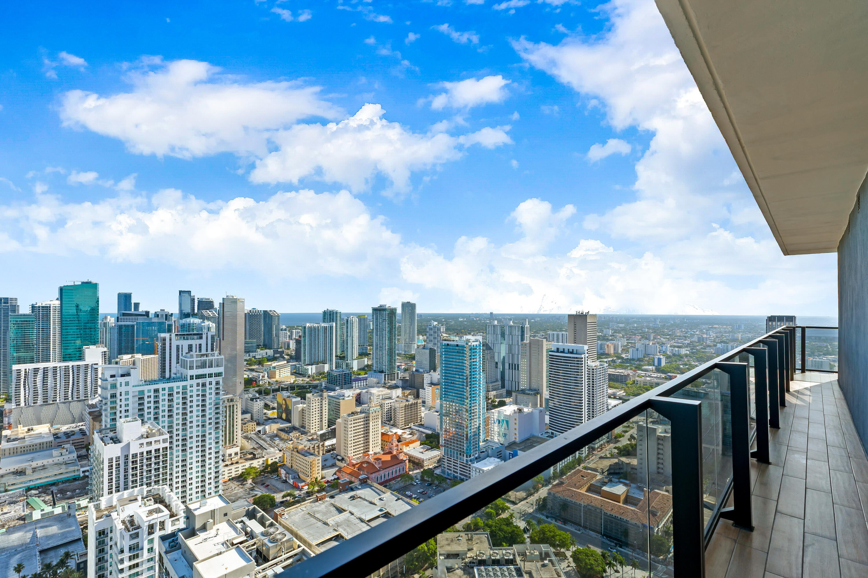 398 NE 5th Street 4618