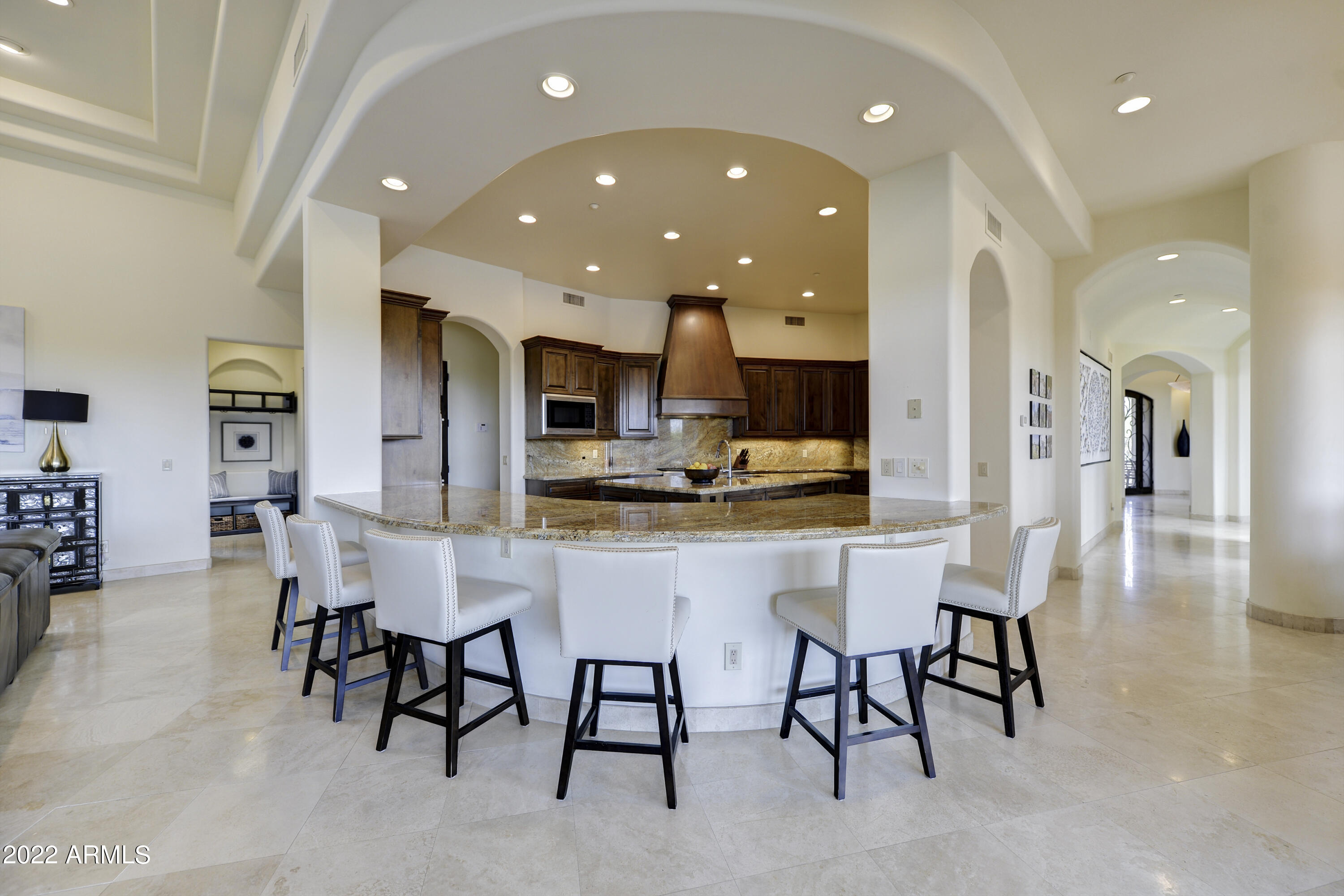 8300 E DIXILETA Drive Unit: 280