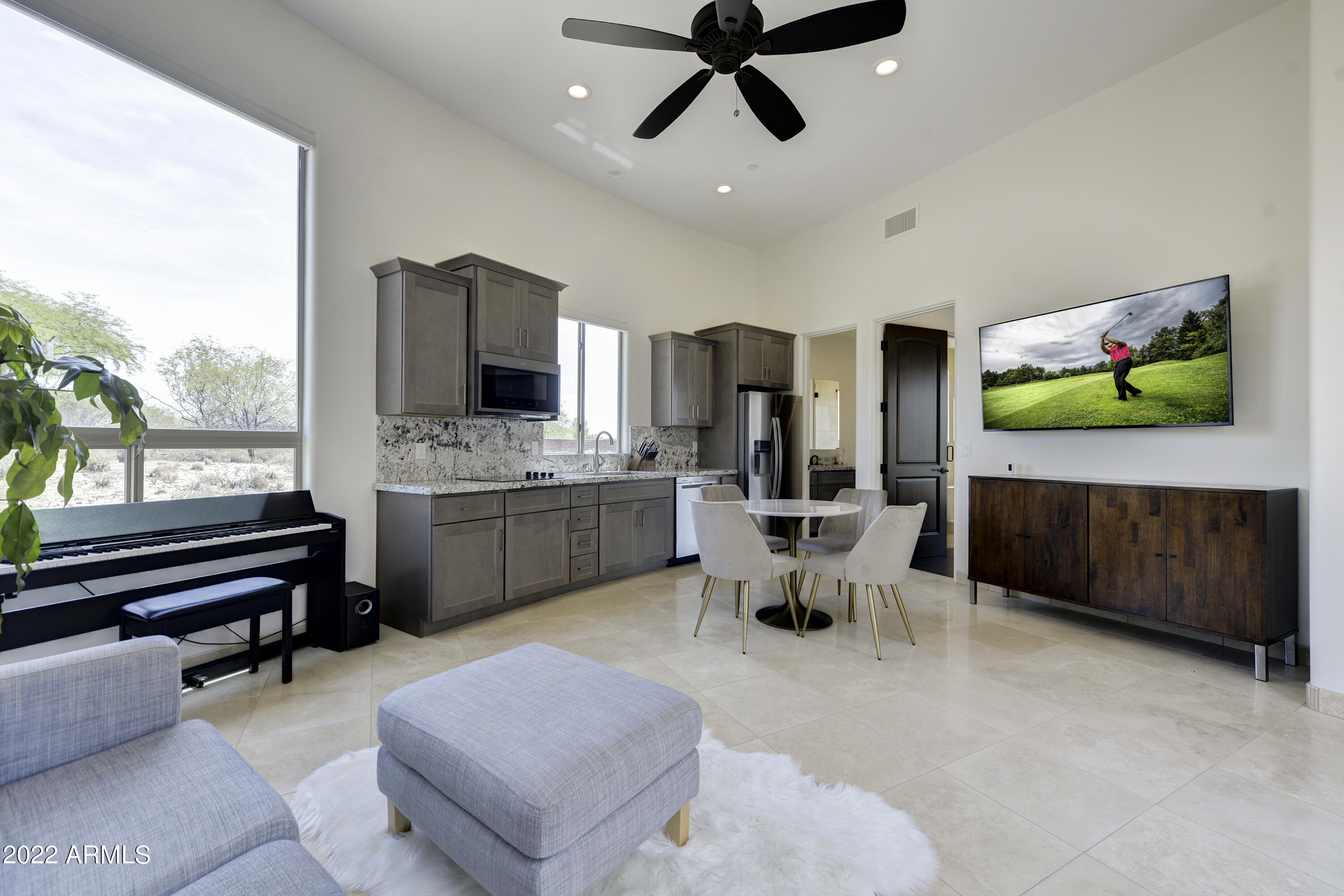 8300 E DIXILETA Drive Unit: 280