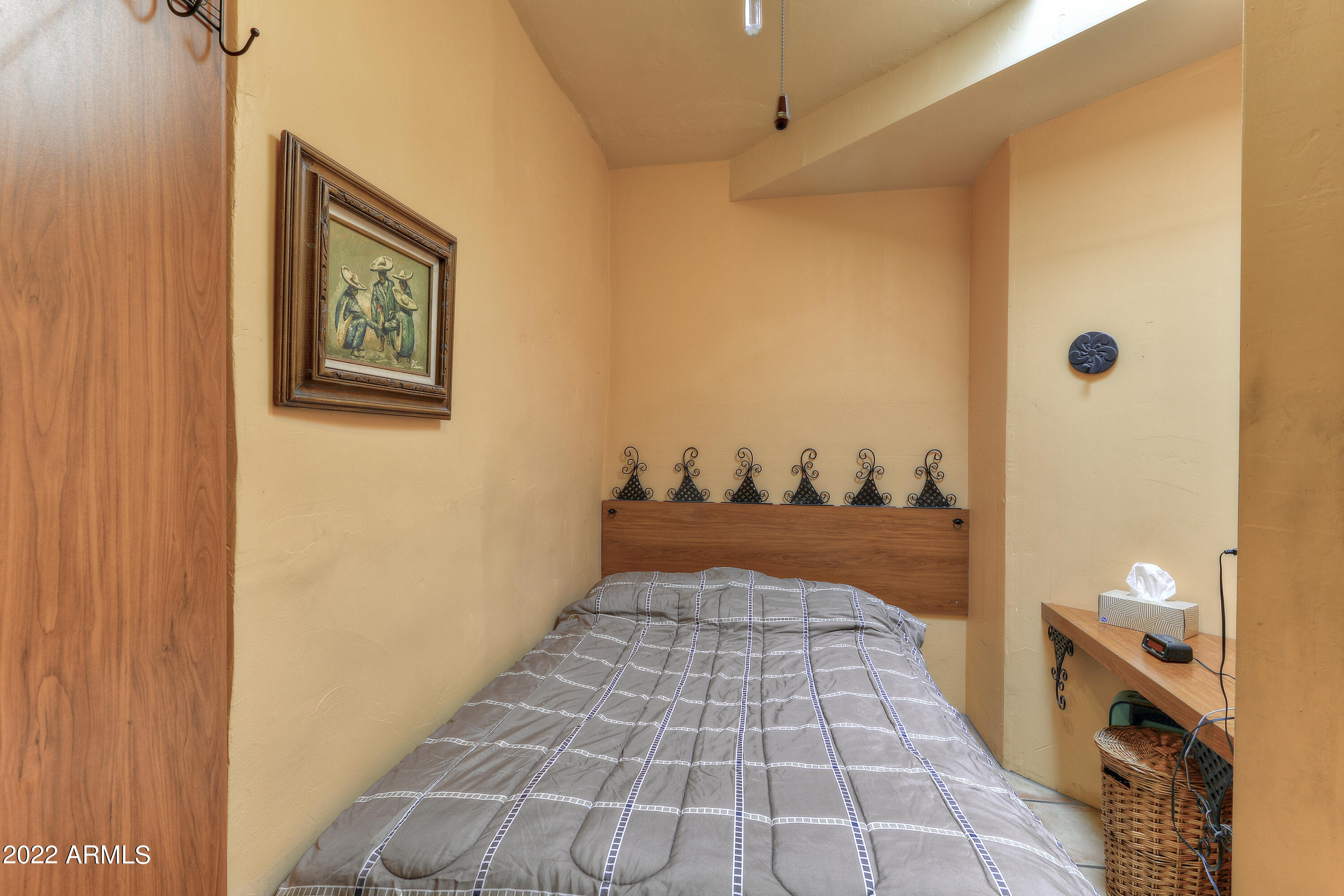 5101 N CASA BLANCA Drive Unit: 3