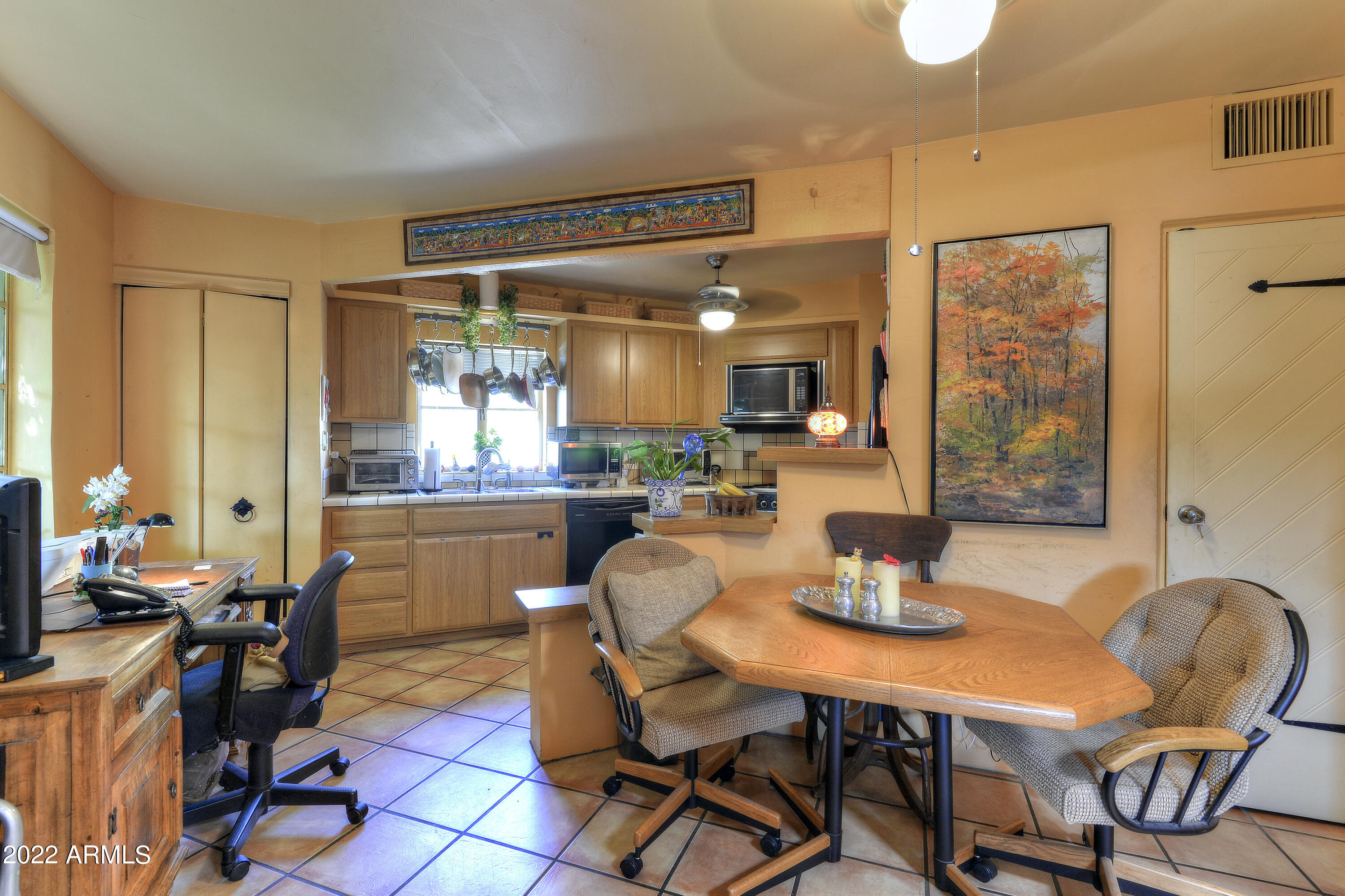 5101 N CASA BLANCA Drive Unit: 3